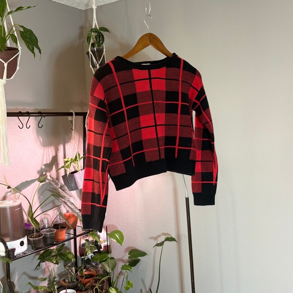 Red and Black Plaid Sweater Crew Neck Long Sleeve Fall Winter Pullover M - Picture 1 of 11